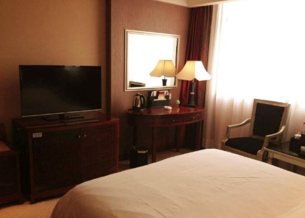 Yunheng Hotel Neijiang Екстериор снимка