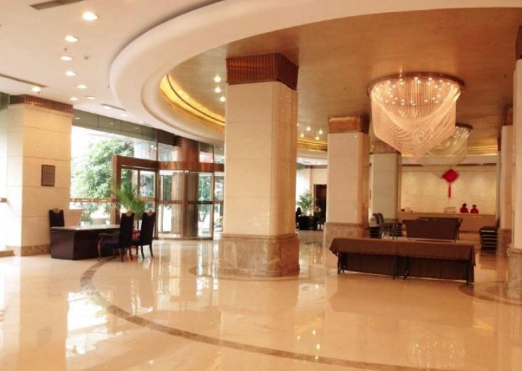 Yunheng Hotel Neijiang Екстериор снимка