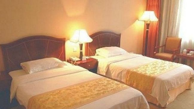 Yunheng Hotel Neijiang Стая снимка